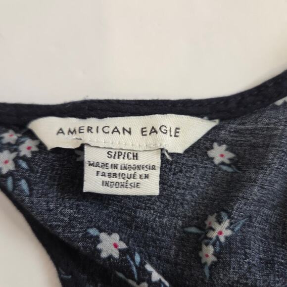 American Eagle Babydoll Navy Floral Top Small Long Sleeve Keyhole Back - Picture 6 of 7